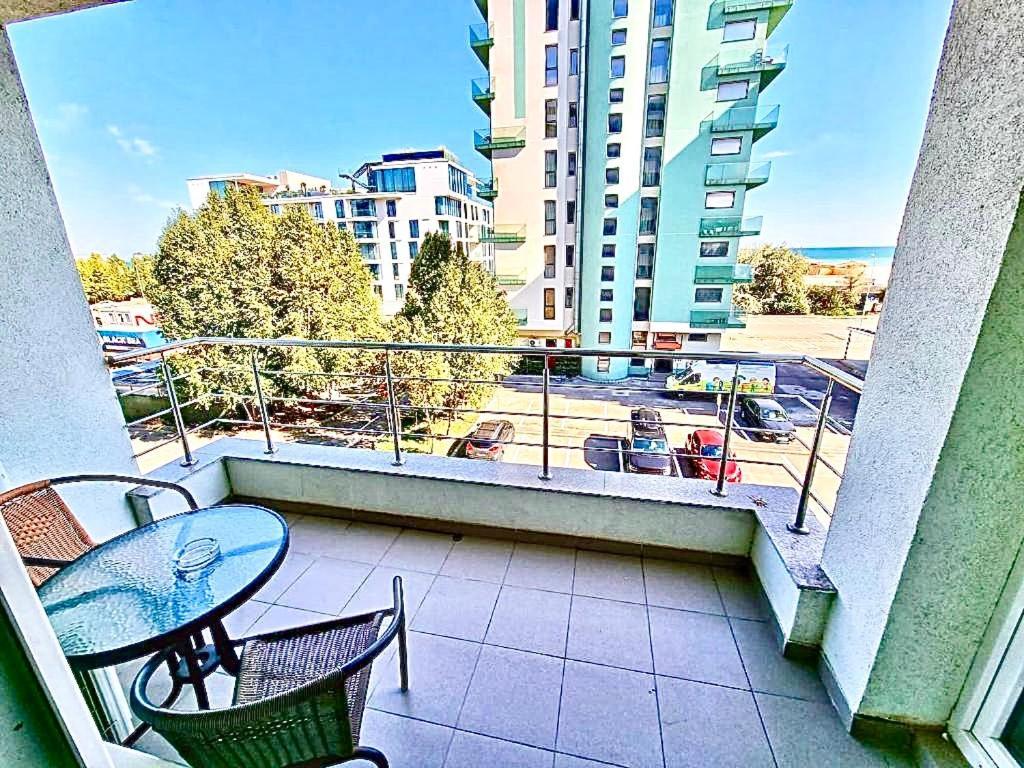 Marcony Boutique Apartments Mamaia Εξωτερικό φωτογραφία