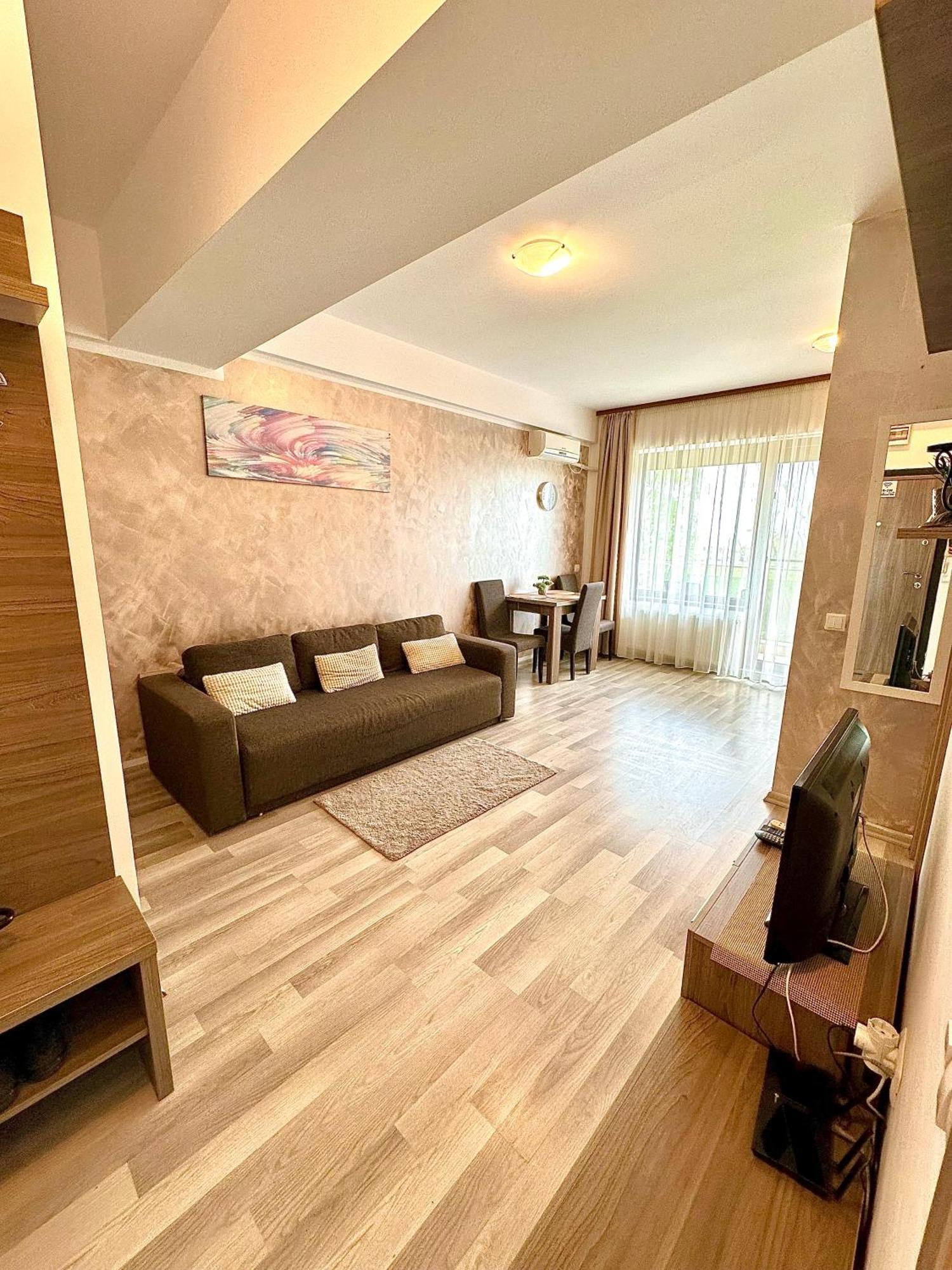 Marcony Boutique Apartments Mamaia Εξωτερικό φωτογραφία